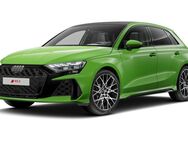 Audi RS3, Sportback quattro, Jahr 2022 - Winterberg