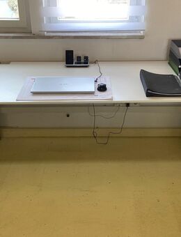Schreibtisch von König + Neurath 180x80cm Top-Zustand - Ilsfeld