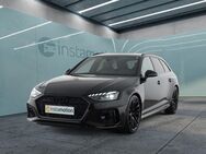 Audi RS4, Avant Designpaket grau matri, Jahr 2023 - München