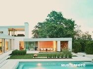 Avantgardistisches Einfamilienhaus mit atemberaubender Panoramasicht - Baden-Baden