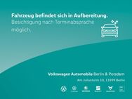 VW Passat Variant, 2.0 TDI Business, Jahr 2022 - Berlin