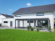 Ersparen Sie sich den Baustress! Neuwertiges modernes Zweifamilienhaus im Neubaugebiet in Waldthurn - Waldthurn