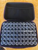 Aufbewahrungskoffer mit 60 Fläschchen für Samen NEU in 70569