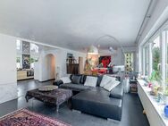 Zweifamilienhaus mit eleganter Raumgestaltung, schönes Eckgrundstück, Energiewert C - Heroldsberg