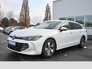 VW Passat Variant, 2.0 TDI Elegance IQ °, Jahr 2024 - Duisburg