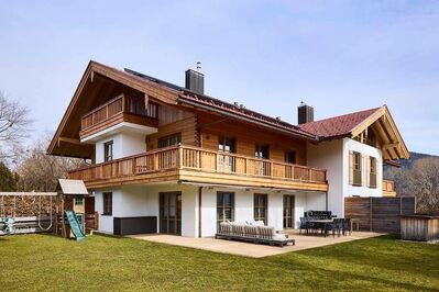Exklusive Maisonette-Wohnung im Landhaus "Gut Riederstein", Bad Wiessee