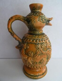 Alte Keramikvase, Henkelvase, Reliefvase, Figuren-Krug, WALTER BECHT WB 102 - Königsbach-Stein