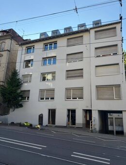 GROSSZÜGIG WOHNEN IM STUTTGARTER WESTEN - Stuttgart