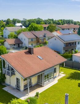 Freistehendes Einfamilienhaus mit großem Garten in ruhiger Lage von Kolbermoor - Kolbermoor
