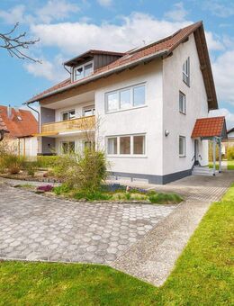**Freistehendes, großzügiges und hochwertiges Mehrfamilienhaus in Idealer Lage mit schönem Garten** - Regensburg