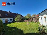 Erholsames Reihenhaus mit Reserven im Feriengebiet nah am Plauer See - Stuer