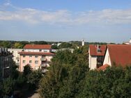 Großzügige 4-Zimmer Dachgeschoss-Wohnung in Freising-Lerchenfeld - Freising