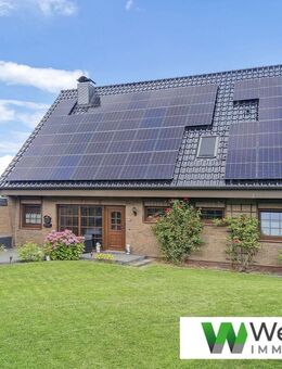 Großzügiges Einfamilienhaus mit Hybrid-Heizung, PV-Anlage und Doppelgarage auf 1.762 m² Grundstück! - Rethwisch (Landkreis Steinburg)
