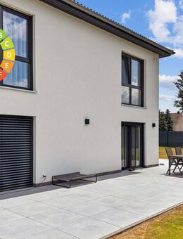 Exklusive Stadtvilla in Bülstringen - Neubau 2024 mit gehobener Ausstattung auf großem Grundstück - Bülstringen