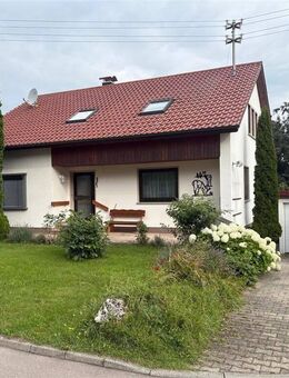 Ruhig gelegenes Einfamilienhaus mit viel Platz - Ehingen (Donau)