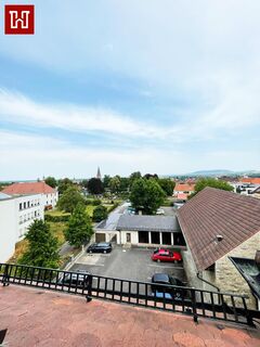 Hochwertige Wohnung im Loft-Stil mit Fernblick über Kitzingen