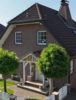 Stilvolles Einfamilienhaus mit Pool, Gartenidylle & hochwertiger Ausstattung in Olfen - Olfen