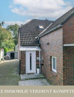 Wilhelmshaven: Hinterhaus mit Garten - rechtlich eigenständig in WEG! - Wilhelmshaven