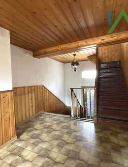 Großes Einfamilienhaus mit 149m² mit Charme: Sehr große Scheune und großzügigen Garten - Frielendorf