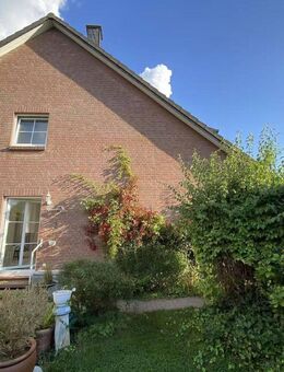 Freundliches, helles Reihenendhaus in ansprechender Lage - Seevetal