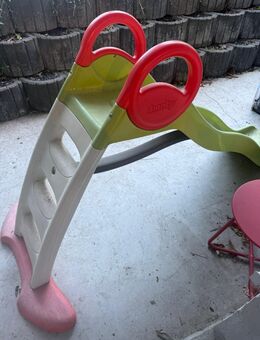 Hallo ich habe hier eine Kinder rutsche zu verschenken . - Düsseldorf
