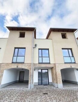 Exklusives Wohnen mit Zugang zum Privatstrand & Bootsanleger - Großpösna