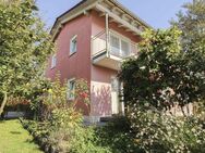 Ein Haus - 2 Wohnungen: Wohnen mit Garten, Sauna und Doppelgarage in Furth - Furth