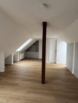 Renovierte Dachgeschosswohnung - Velten