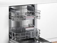BOSCH vollintegrierbarer Geschirrspüler XXL, Serie 4 SBV4HTX00E, 13 Maßgedecke