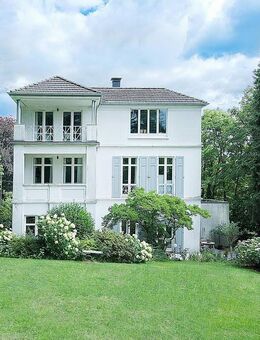 Historische Fabrikantenvilla mit stilvoller Ausstattung in Gräfrath - Solingen (Klingenstadt)