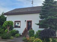 Gepflegtes Haus mit 2 Wohnungen in ruhiger Lage von Felsberg - Überherrn