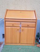 Massiver Schreibsekretär / Schreibtisch – sehr gepflegt in 14193