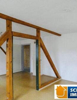 BARRIEREFREIE 4-ZIMMER-WOHNUNG mit Balkon, Doppelgarage und Nebengebäude in Asselfingen zu verkaufen! - Asselfingen