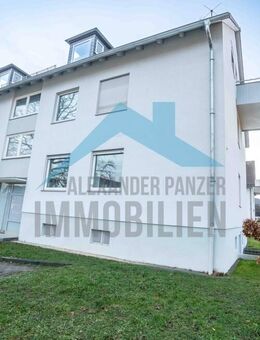 3 ZKB - Dachgeschosswohnung mit Balkon und Garage in zentraler Lage von Kassel-Harleshausen! - Kassel