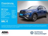 VW T-Cross, 1.0 TSI Life, Jahr 2023 - Neckarsulm