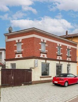 Gepflegtes 5-Zi.-Haus mit Garten und Gewerbeeinheit zur flexiblen Nutzung - Bad Dürrenberg