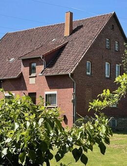 In naturnaher Lage bei Bückeburg Großes Wohngebäude mit Entwicklungspotential - Porta Westfalica