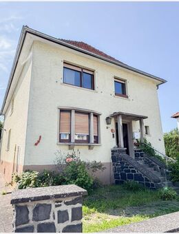 Großzügiges Ein-/Zweifamilienhaus mit tollem Garten in Hungen - Inheiden! - Hungen