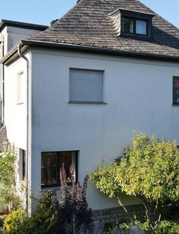 PERL: WOHNHAUS MIT CHARME + BAUGRUNDSTÜCK (gesamt 40 AR) - Perl