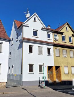 Doppelhaushälfte mit Einliegerwohnung - modernisiert & zentral - Reutlingen