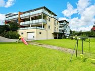 Schönes 3,5-Zimmer-Penthouse in naturnaher Lage mit großer Dachterrasse - Meckenbeuren