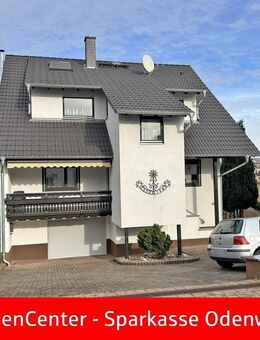 Kapitalanlage & Selbstnutzung vereint -attraktives Zweifamilienhaus in Aussichtslage von Erbach - OT - Erbach (Hessen)