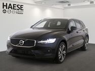 Volvo V60, Cross Country B5 Cross Country Plus AWD EU6d vo&hi Privacyglas, Jahr 2024 - Wiesbaden Kastel