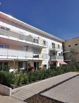 ** Idyllisch gelegene 2-Zimmerwohnung mit Balkon ** !Zentrumsnah! - Rottenburg (Laaber)
