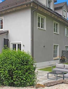Sie werden begeistert sein! Elegante DHH mit reizendem Garten in Altperlach/nahe S-Bahn! - München