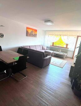 4 Zimmer Wohnung mit Balkon, Garage und EBK - Backnang
