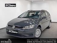 VW Golf Variant Golf VII 1.6 TDI LED-T/PDC/AHK/1.HAND/KLIMA - Pfullingen