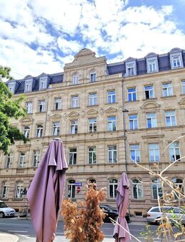 Schicke 2 ½-Zimmer-Loftwohnung mit Massivparkett und Fußbodenheizung in Fürth Nähe Stadtpark - Fürth