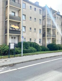 Modernisierte 3-Zimmer-Eigentumswohnung in Düsseldorf - Düsseldorf