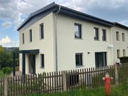 RESERVIERT! Aktuell fertig gestellter Einfamilienhaus- Neubau, mit 2 Vollgeschossen und Top Ausstattung in Bestlage Geras zu verkaufen! - Gera